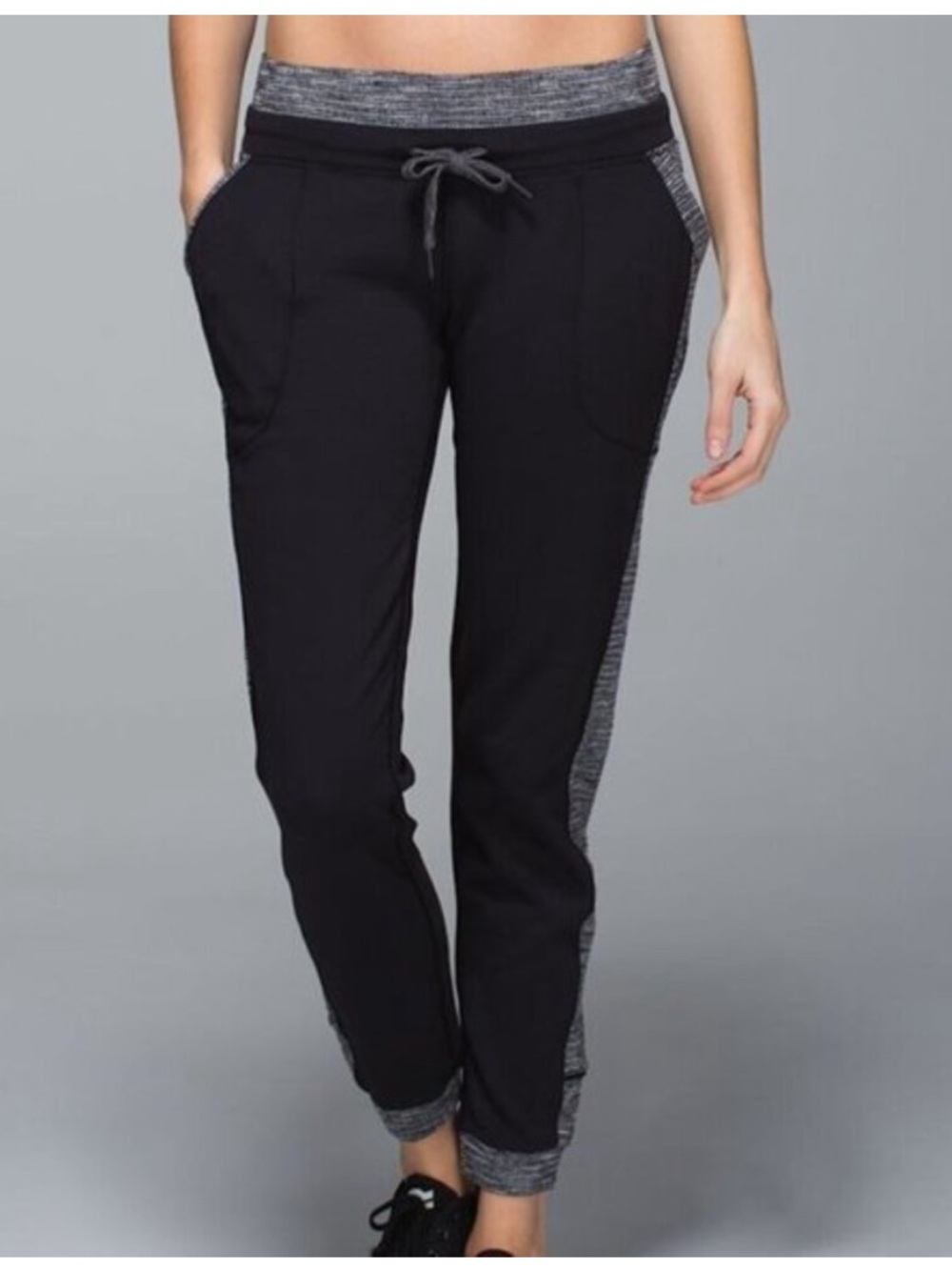 Lululemon Base Runner Jogger Pant Black Parallel Stripe Black/White Coco Pique 8